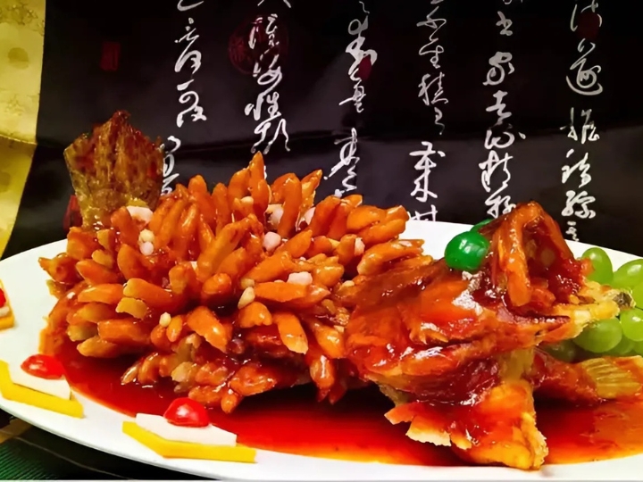 C&aacute; lăng s&oacute;c nấu nước l&egrave;o đậm đ&agrave;, thơm ngon.