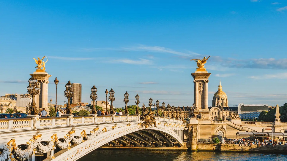 Cầu Pont de Alexandre III