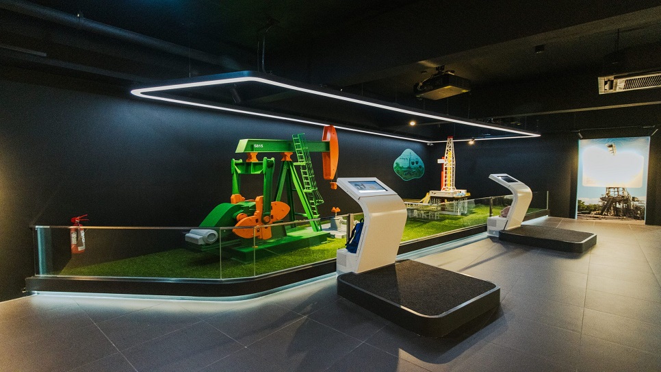 B&ecirc;n trong Trung t&acirc;m Năng lượng Brunei