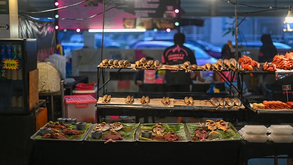 Ẩm thực truyền thống tại chợ đêm Gadong