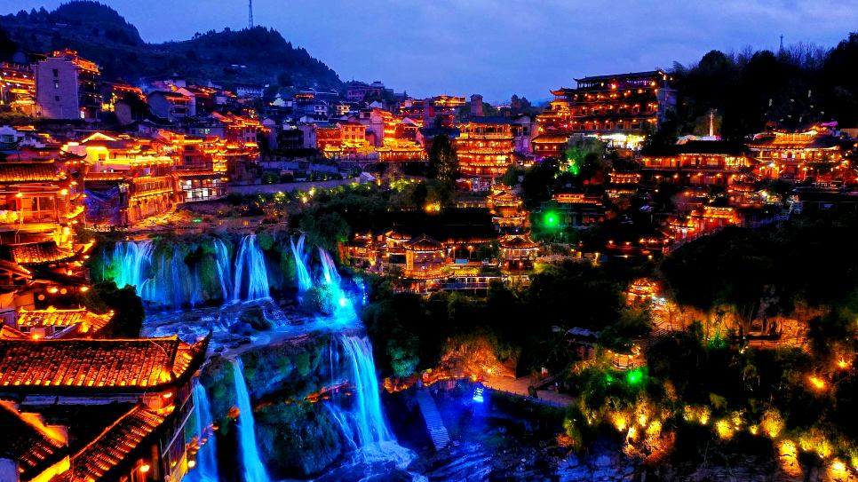 Phù Dung Cổ Trấn về đêm