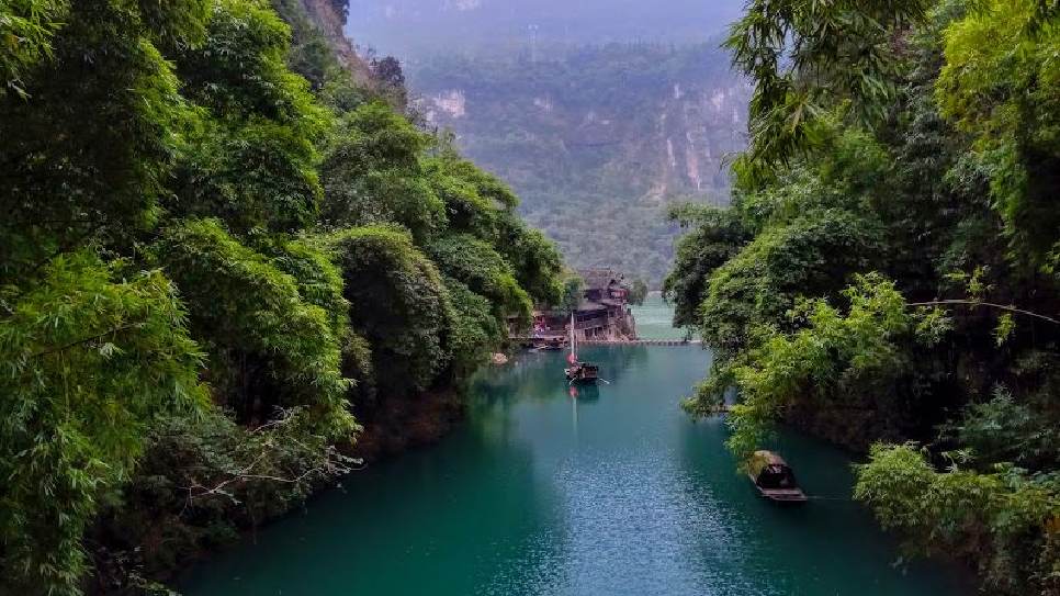 Hiệp Khẩu Tây Lăng Thế Ngoại Đào Nguyên