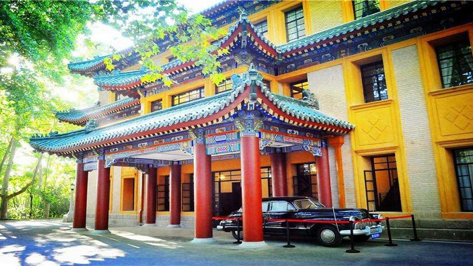 Vẻ đẹp kiến tr&uacute;c của cung điện Mỹ Linh