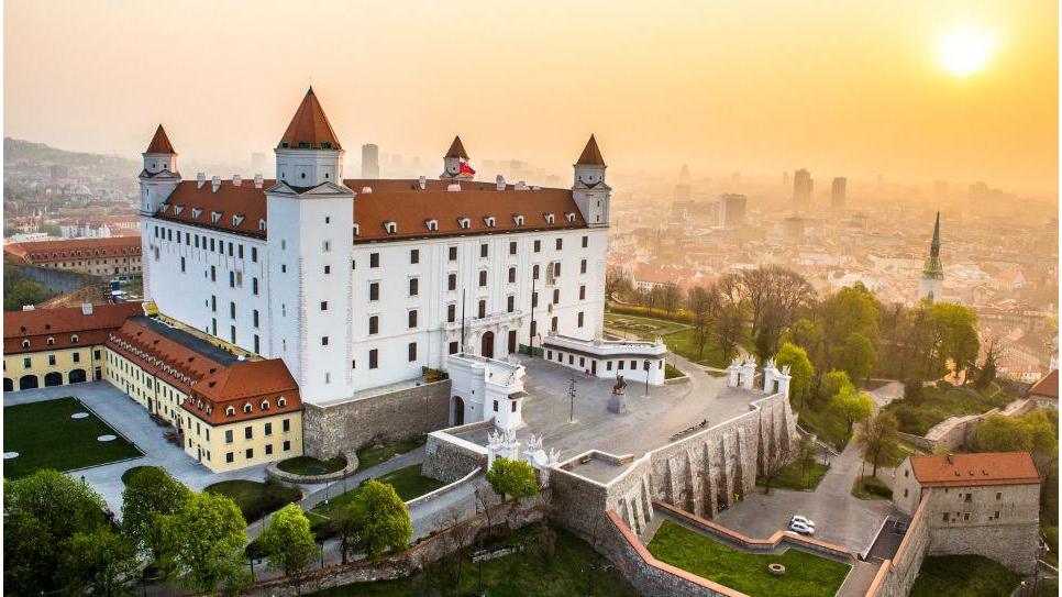 L&acirc;u đ&agrave;i Bratislava