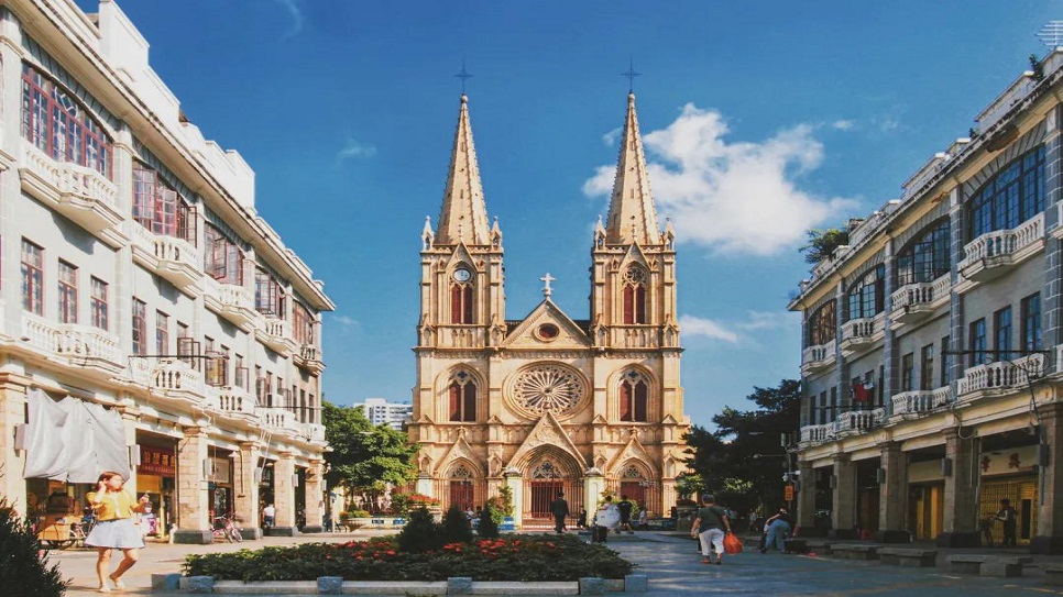 Nh&agrave; thờ Sacred Heart Cathedral