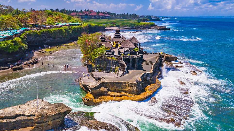 Tanah Lot Temple