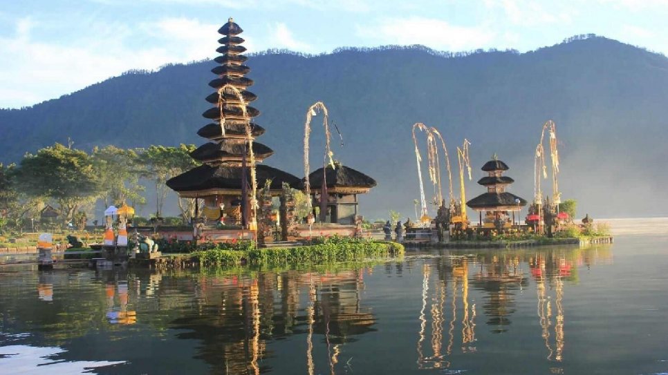 Đền Bedugul Ulun Danu