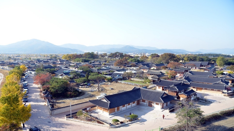 L&agrave;ng truyền thống Gyeongju Gyochon nh&igrave;n từ tr&ecirc;n cao