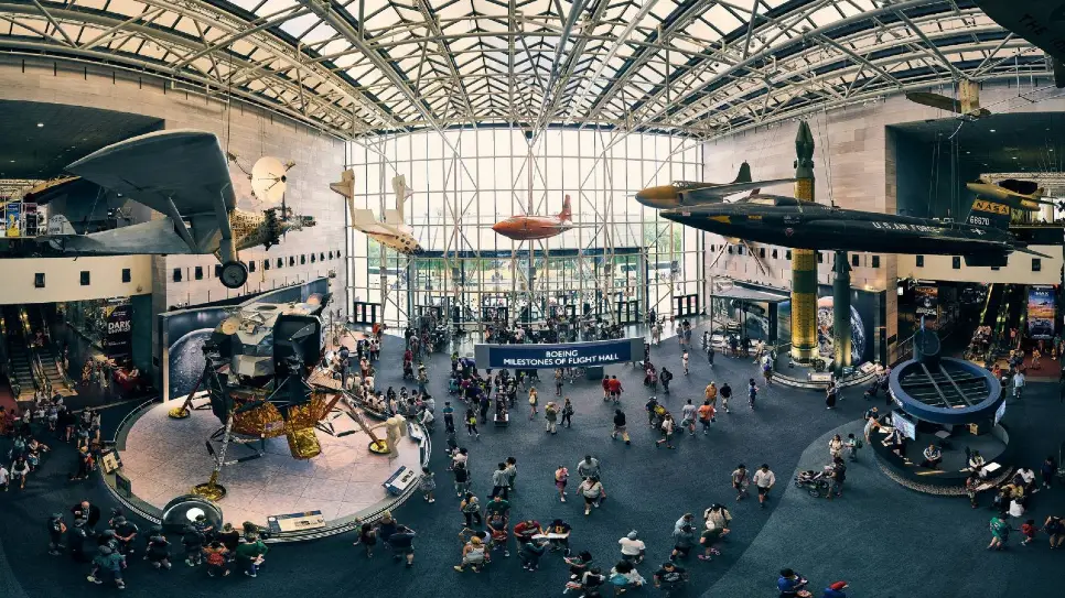 Bảo t&agrave;ng H&agrave;ng Kh&ocirc;ng v&agrave; Kh&ocirc;ng Gian Hoa Kỳ 