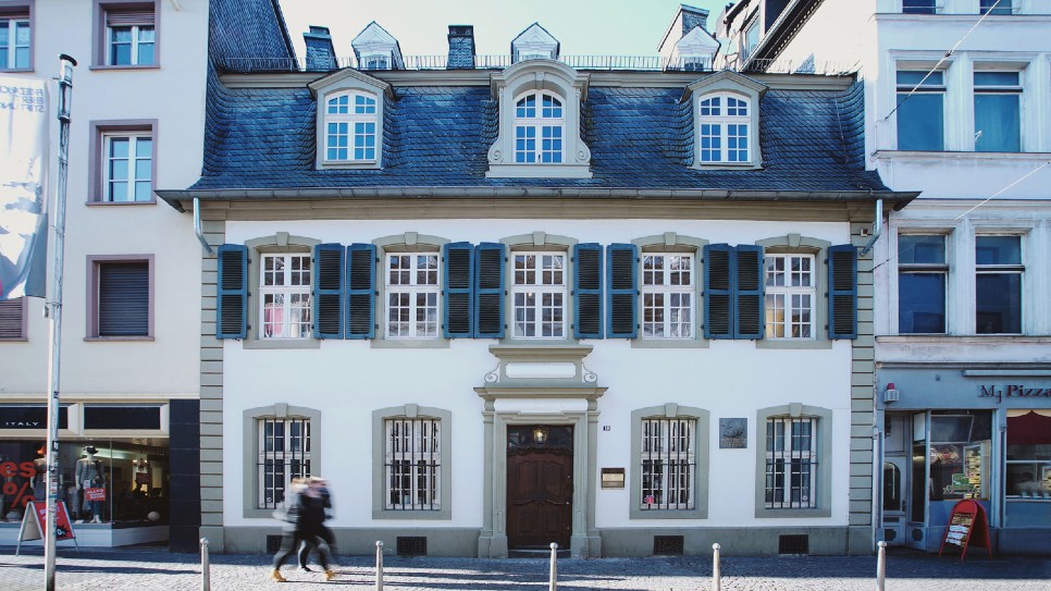 Nh&agrave; Karl Marx