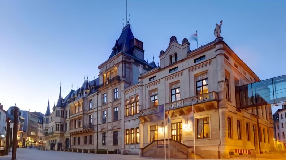 &nbsp;Cung điện Grand Ducal