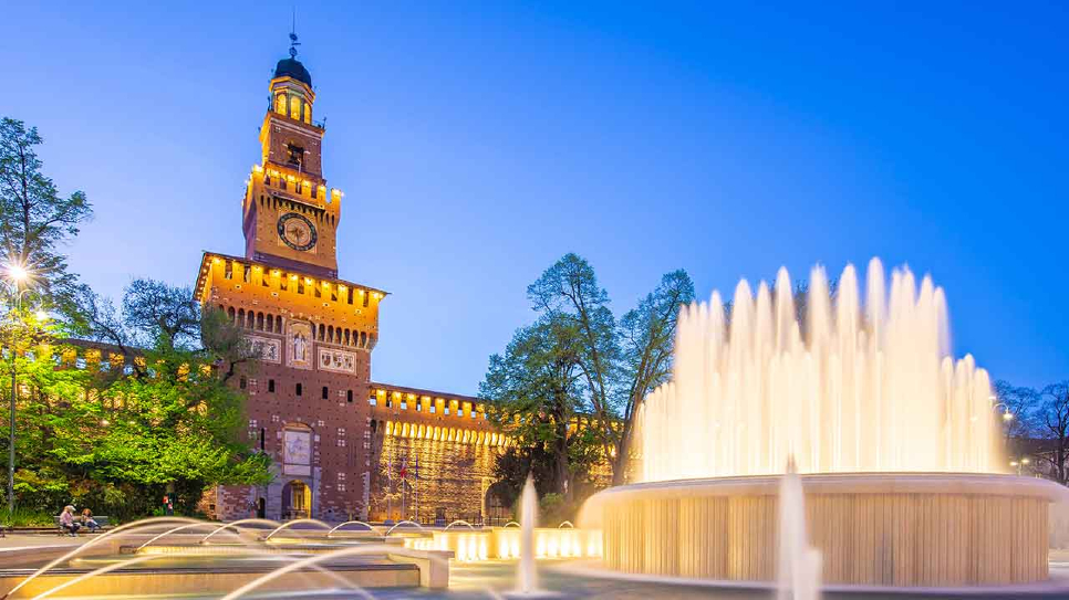 Vẻ đẹp tráng lệ của lâu đài Sforzesco