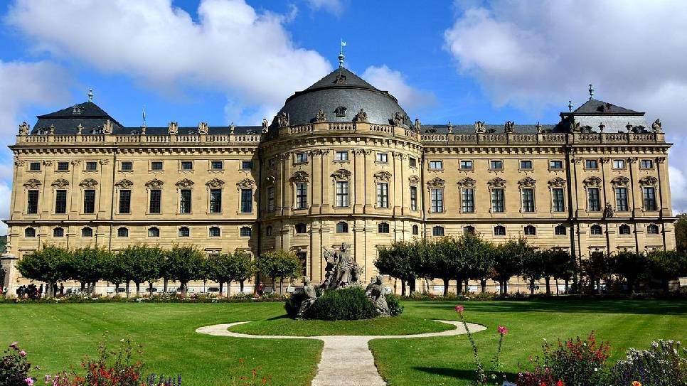 Cung điện Wurzburger Residenz