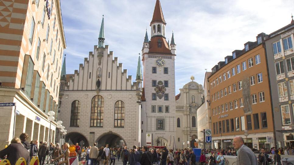Quảng trường Đức Mẹ Marienplatz