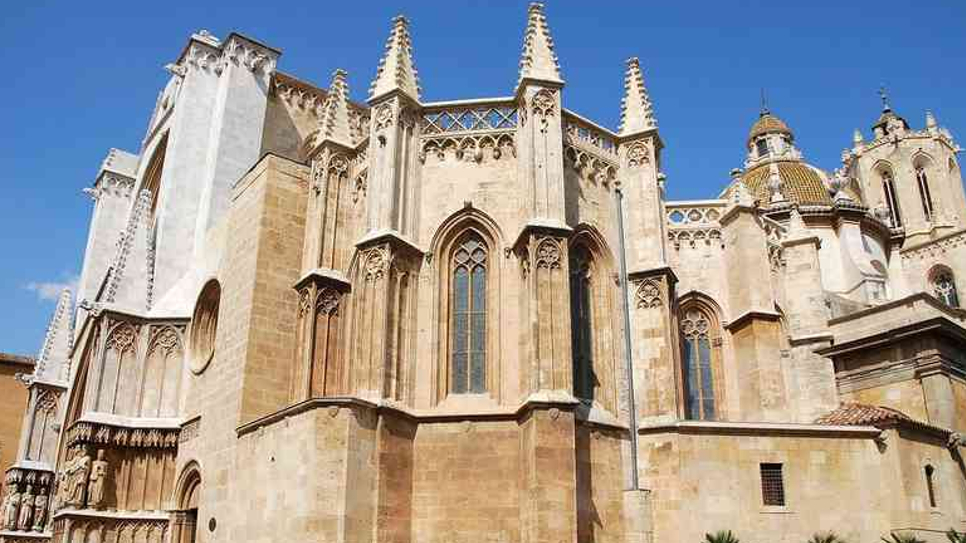  Nh&agrave; thờ Tarragona