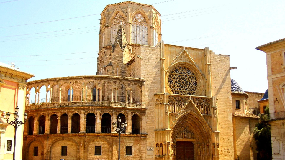 Nh&agrave; thờ Ch&aacute;nh T&ograve;a Valencia