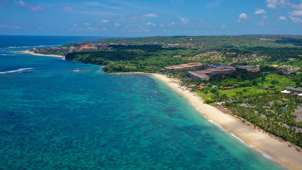 Nusa Dua l&agrave; b&atilde;i biển đẹp nhất tại Indonesia