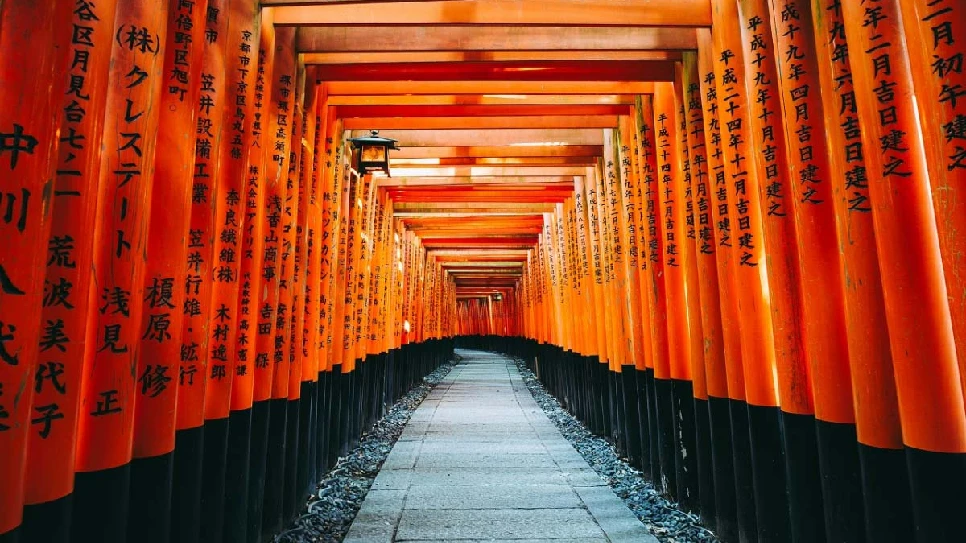 Chùa Ngàn Cột (Fushimi Inari)