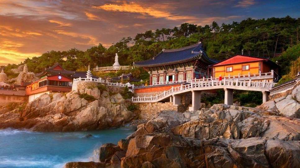 Chùa cổ Haedong Yonggungsa